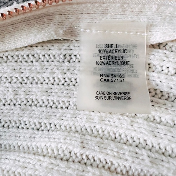 Ivanka Trump Sweater, Ivory color with rose gold zippers - Picture 5 of 8